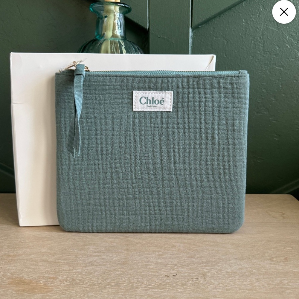 Chloé Textured Pouch in Teal